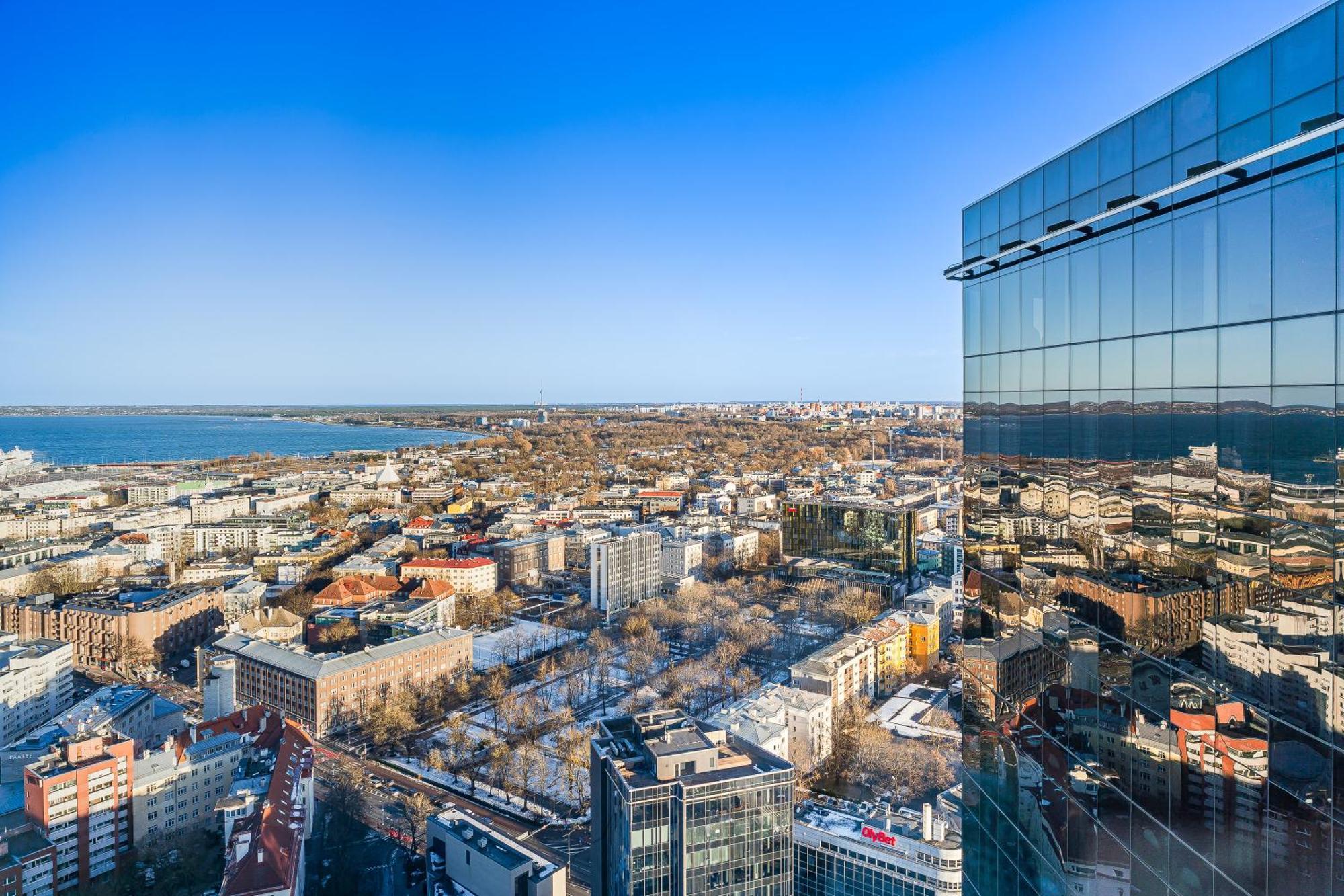 Revalia Tornimaee Amazing Views Premium